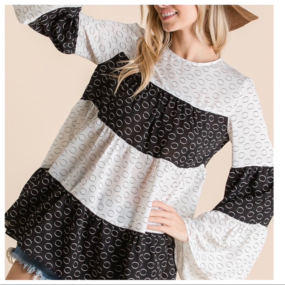 BOHO CHIC CIRCLE PRINT WOVEN COR BLOCK TOP - Picture 4 of 12